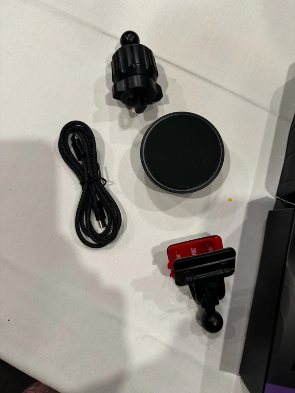 LISEN Qi2 Magnetic Car Charger Mount – Fast Charging, MagSafe Compatible